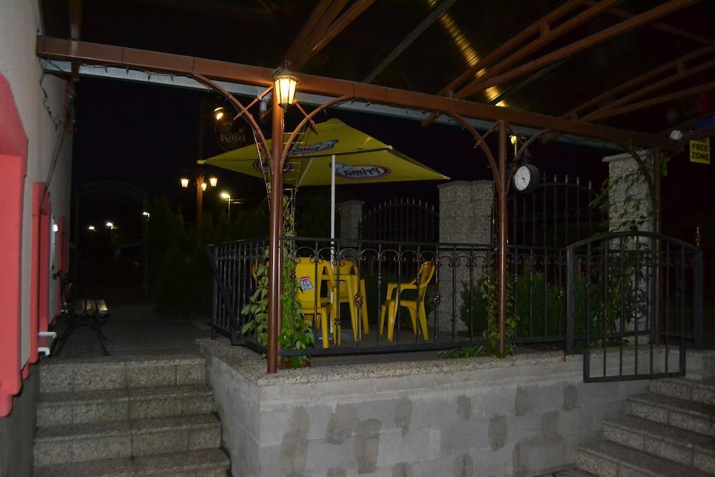 Penzion Abahouse ลิฟตอฟสกีมิคูลาช ภายนอก รูปภาพ